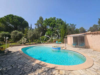 Maison - 113 m² - 4 pièces