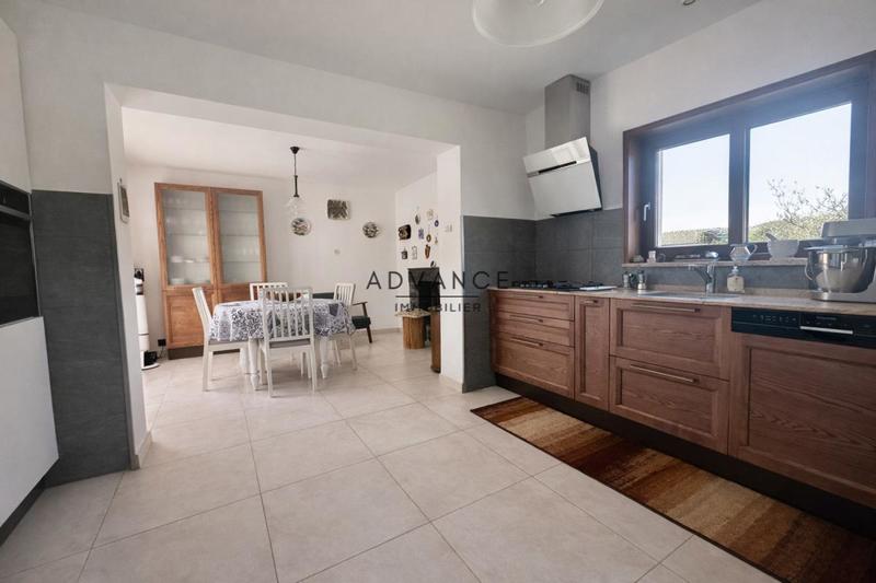 Villa - 125 m² - 4 pièces