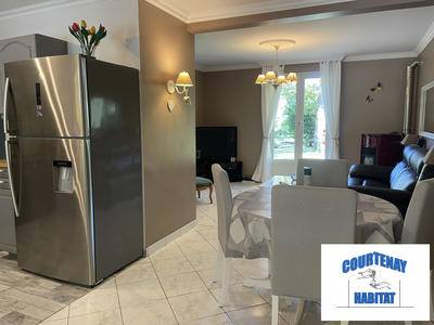 Maison - 177 m² - 9 pièces