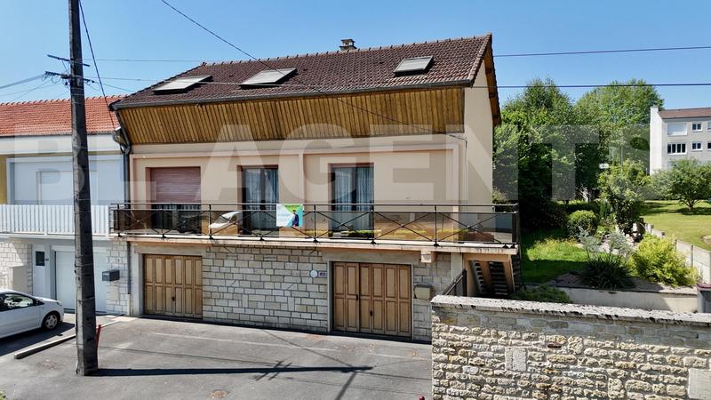 Maison de village - 121 m² - 8 pièces