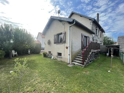 Maison de ville - 111 m² - 5 pièces