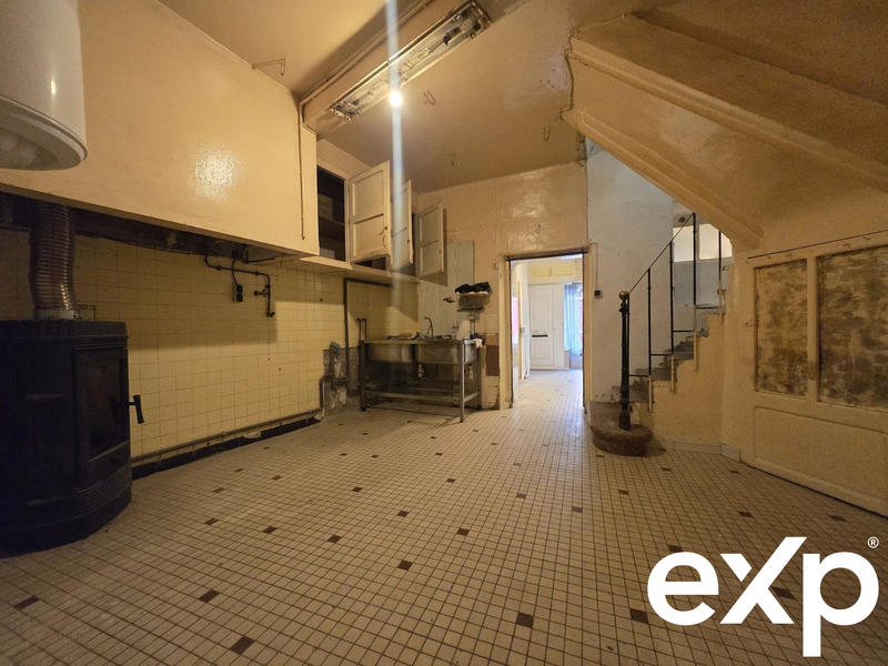 Maison traditionnelle - 105 m² - 5 pièces