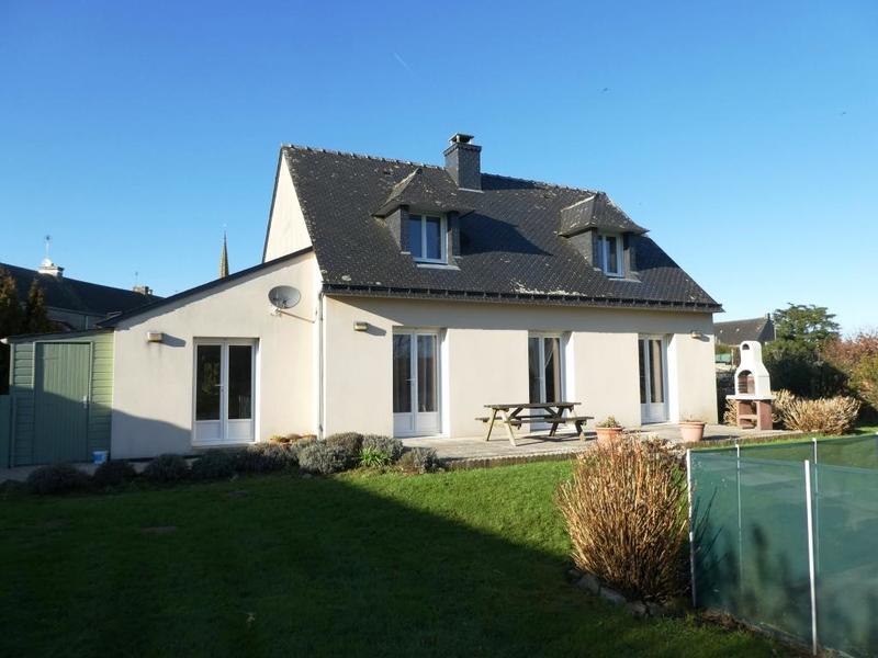 Maison - 140 m² - 5 pièces