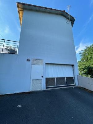 Appartement - 92 m² - 4 pièces