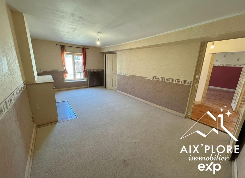 Maison - 140 m² - 6 pièces