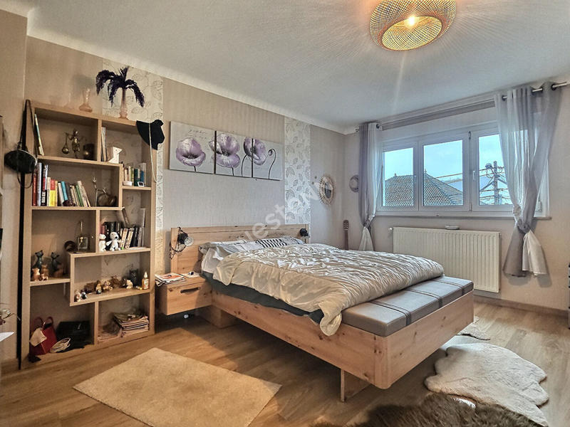 Maison - 137 m² - 7 pièces