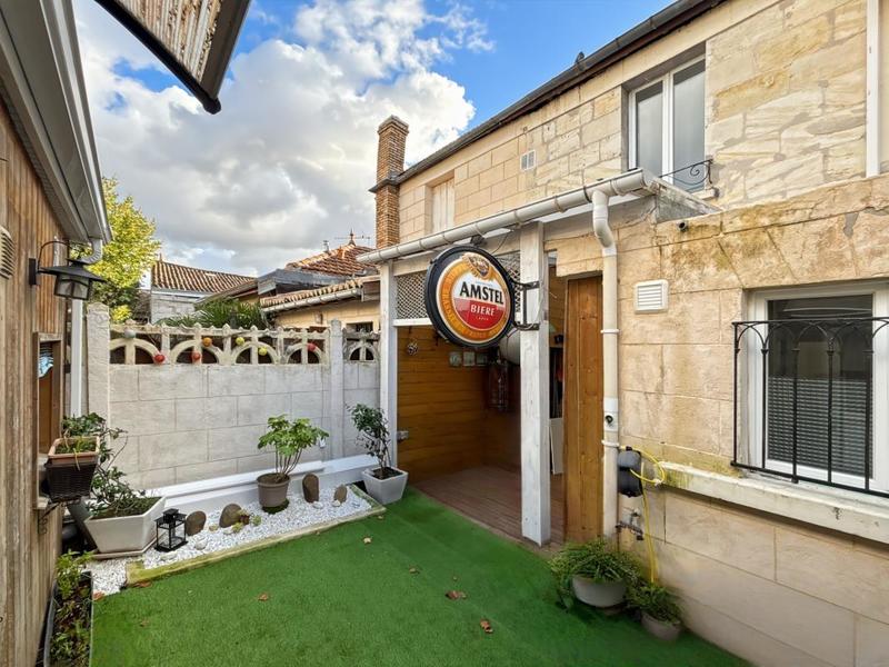 Maison - 104 m² - 4 pièces