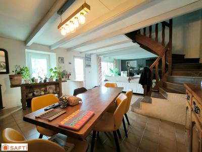 Maison de maîtres - 193 m² - 9 pièces