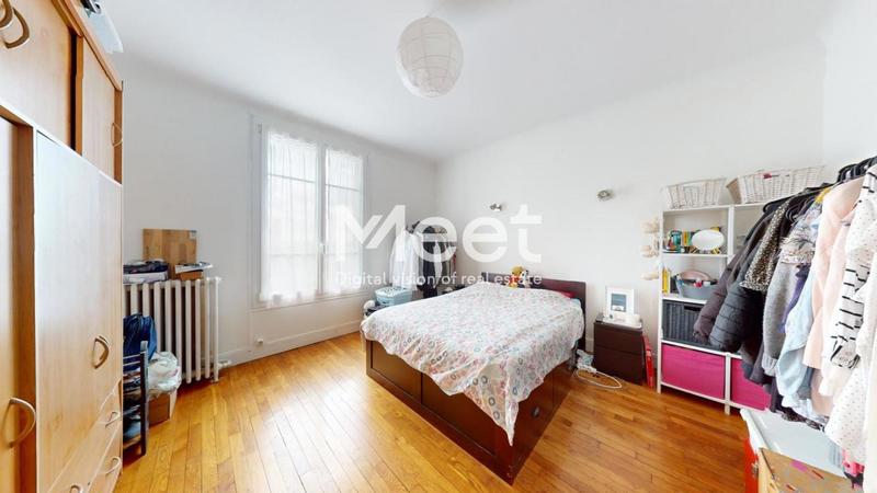 Maison - 99 m² - 6 pièces