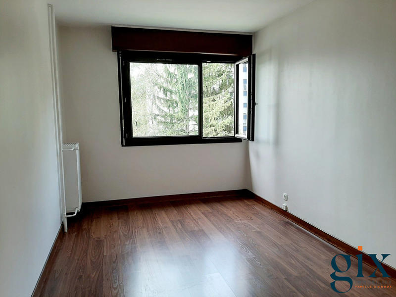 Appartement - 81 m² - 4 pièces