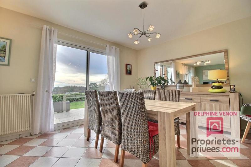 Maison - 140 m² - 5 pièces