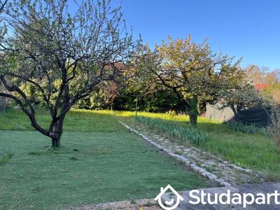 Chambre - 14 m² - 1 pièce