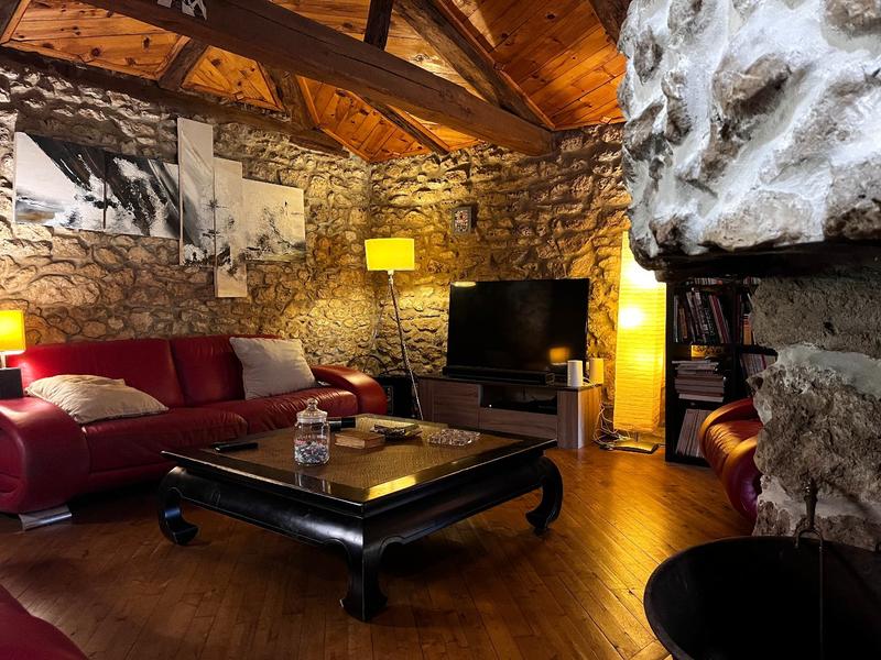 Maison - 286 m² - 13 pièces