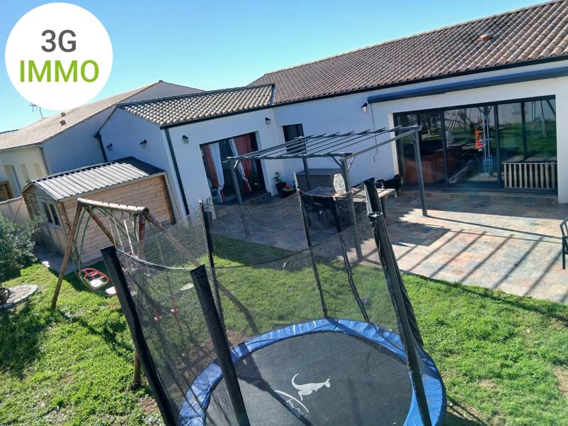 Maison contemporaine - 151 m² - 6 pièces