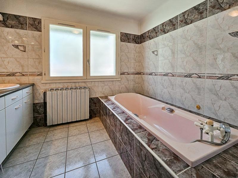 Maison - 116 m² - 4 pièces