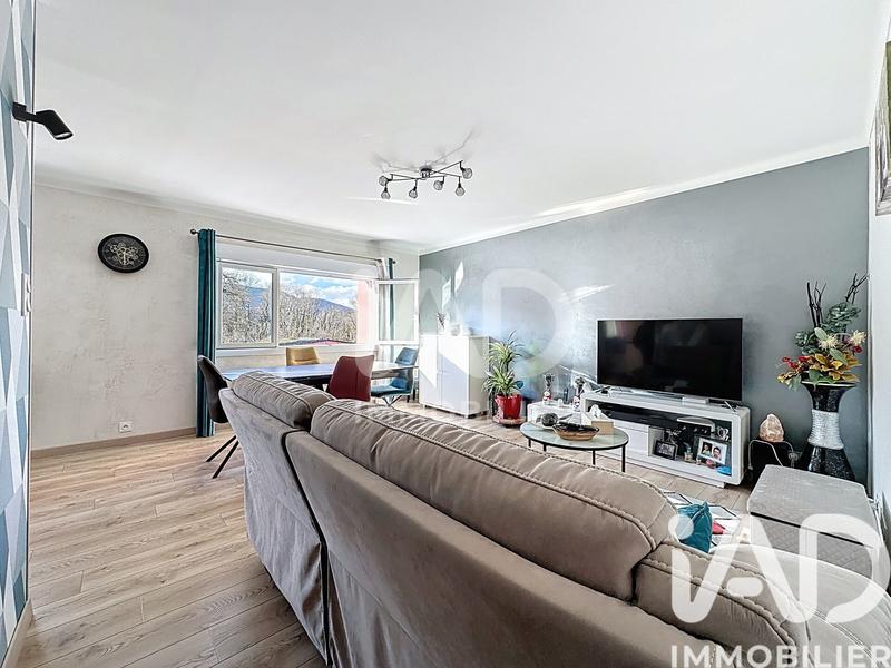 Appartement - 85 m² - 4 pièces