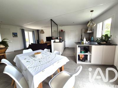 Maison - 87 m² - 5 pièces