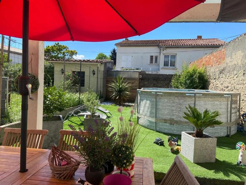 Maison - 90 m² - 3 pièces