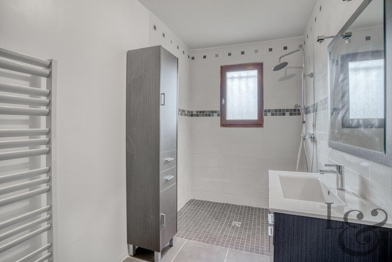 Maison - 87 m² - 4 pièces