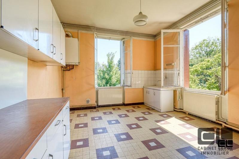 Maison - 251 m² - 7 pièces