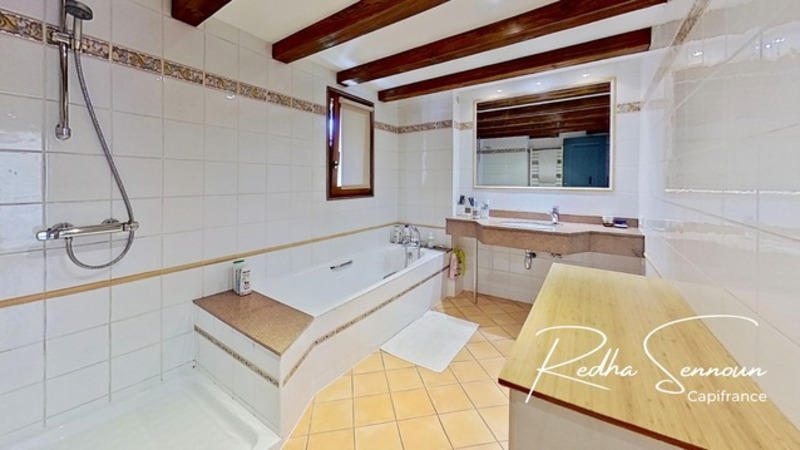 Propriété - 155 m² - 5 pièces