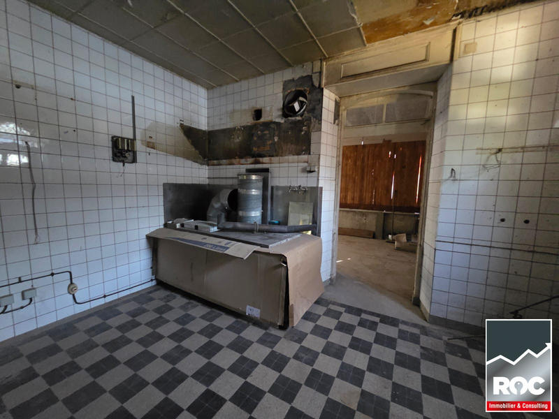 Local d'activités - 1 820 m²