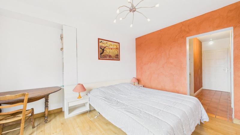 Maison - 316 m² - 10 pièces