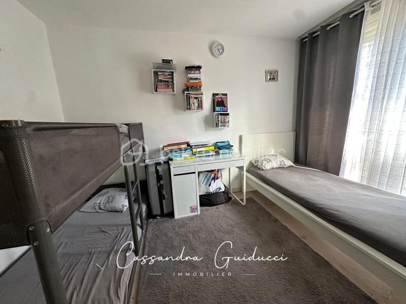 Appartement - 87 m² - 4 pièces