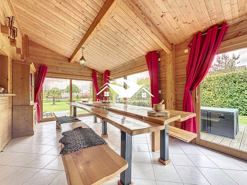 Maison - 174 m² - 7 pièces