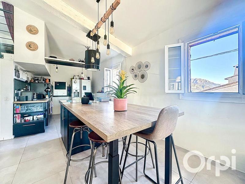 Maison de ville - 95 m² - 4 pièces