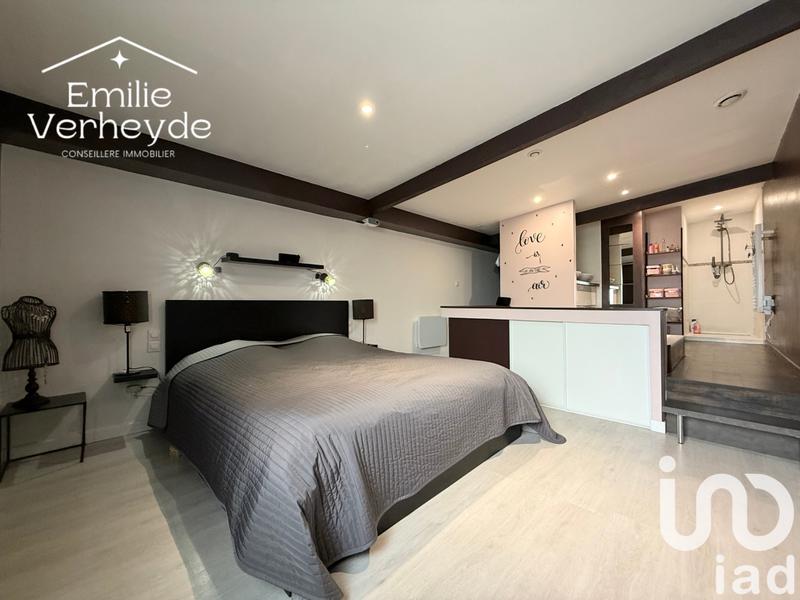 Maison - 213 m² - 7 pièces