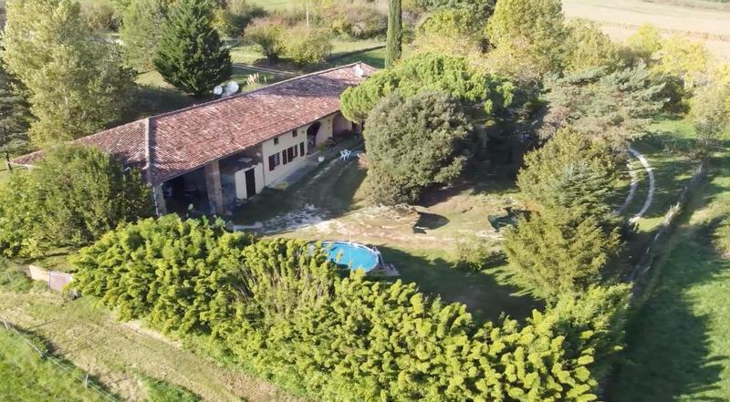 Corps de ferme - 270 m² - 12 pièces