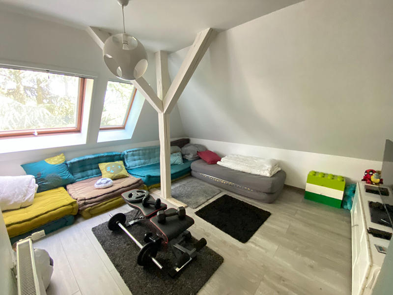 Maison - 166 m² - 6 pièces