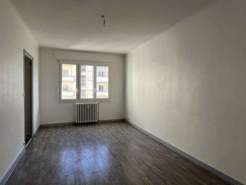Appartement - 65 m² - 4 pièces