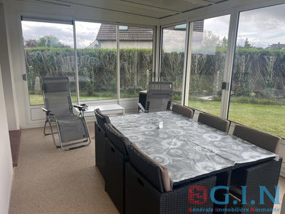 Maison - 111 m² - 6 pièces