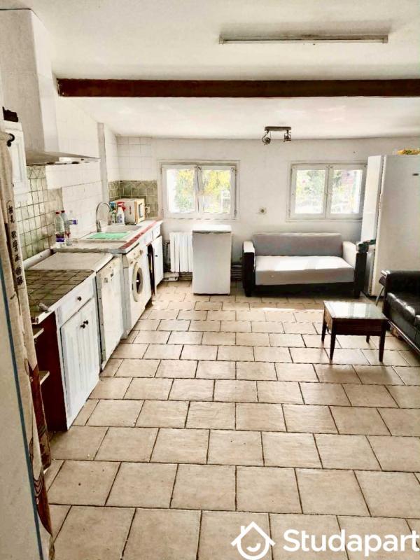 Chambre - 10 m² - 1 pièce