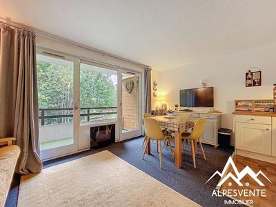 Studio - 27 m² - 1 pièce