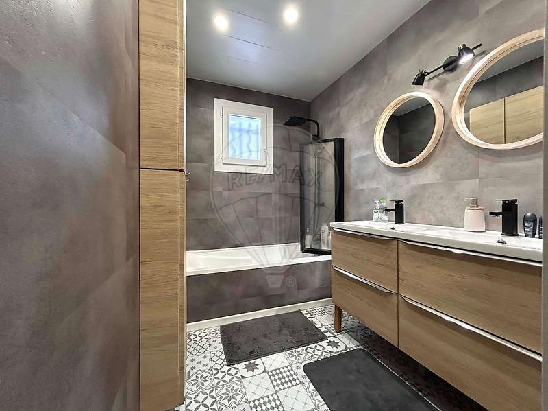 Maison - 120 m² - 7 pièces