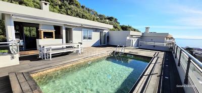 Appartement - 212 m² - 6 pièces