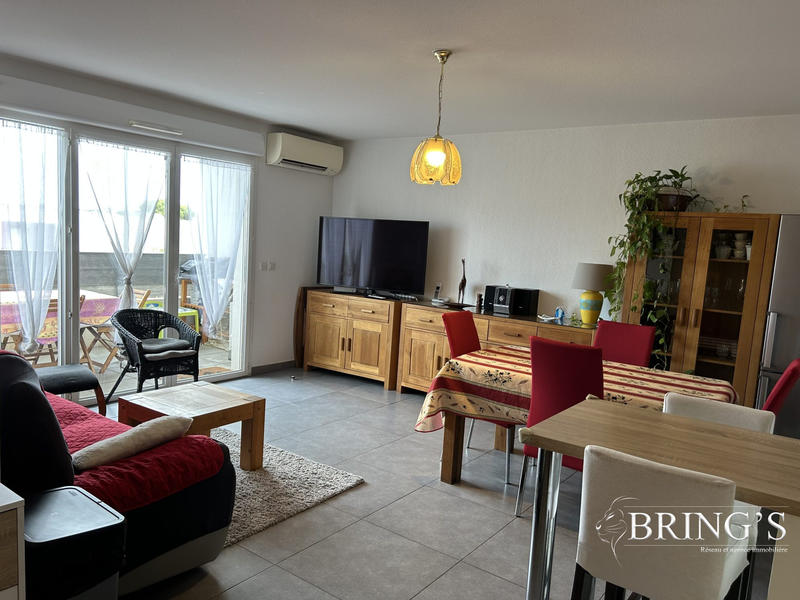 Appartement - 90 m² - 5 pièces