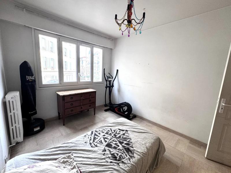 Appartement - 82 m² - 3 pièces