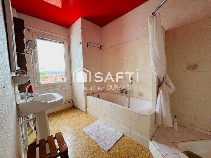 Appartement - 130 m² - 5 pièces