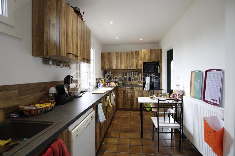 Maison traditionnelle - 85 m² - 3 pièces