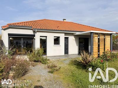 Maison - 118 m² - 4 pièces