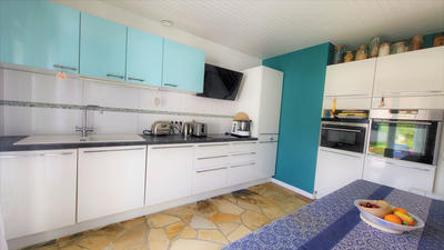 Maison - 187 m² - 10 pièces