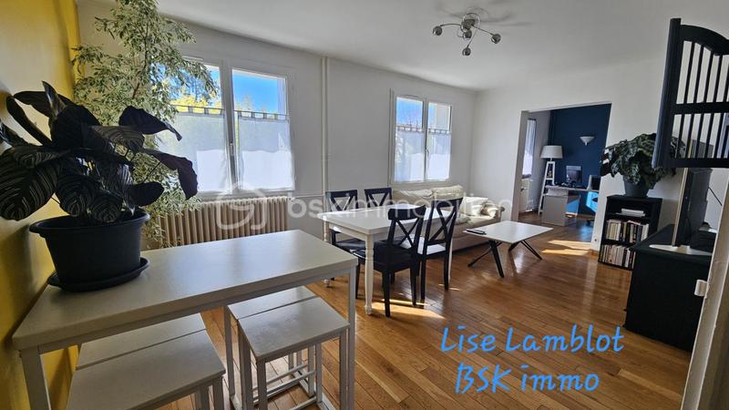 Appartement - 75 m² - 4 pièces