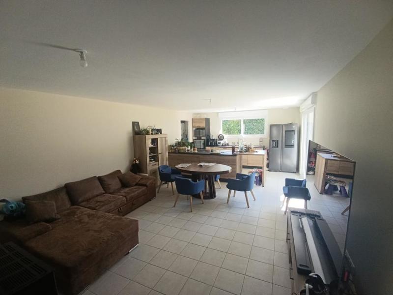 Pavillon - 100 m² - 5 pièces