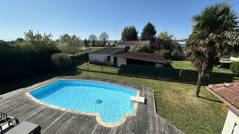 Maison - 157 m² - 4 pièces