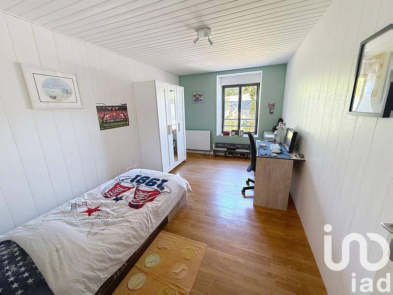 Maison de village - 294 m² - 10 pièces