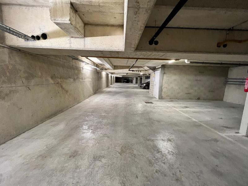 Parking / Garage - 13 m²